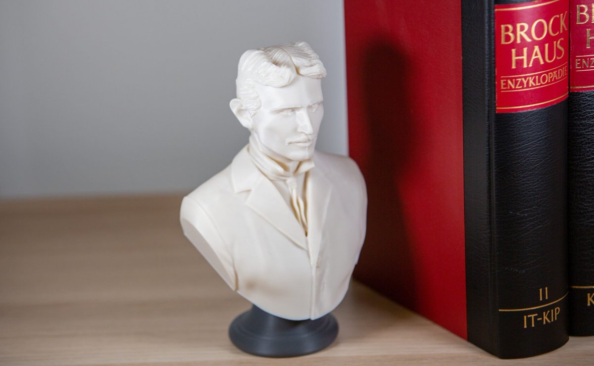 PrintedArtEU's tweet photo. Happy 167th Birthday Mr. Tesla! 

Now 30% off - only this week on a Tesla Bust!
Use the Code "TESLA167" !

https://t.co/v62XlM2Zai https://t.co/Q8Kvr3MLnJ