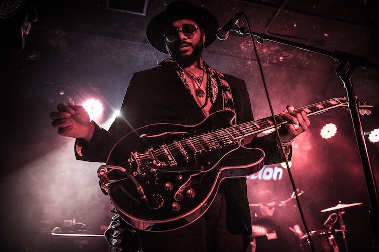 faveplaces's tweet photo. It’s July. Which means it’s very nearly that time of year again – when Sheffield puts on one giant party. Start planning for Tramlines weekend with our top picks of the 2023 Fringe lineups across the city on 21–23 July > https://t.co/5tAHDXFBb1 https://t.co/QBccAomTLn