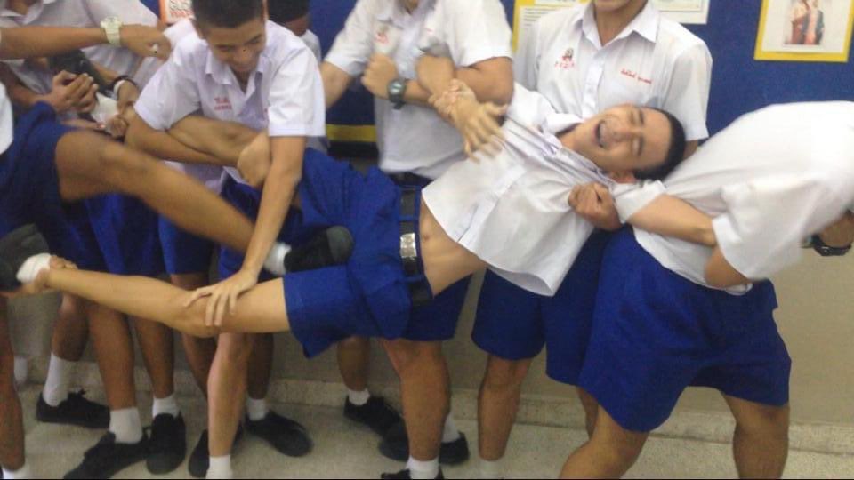 ความทรมานวัยเด็ก …