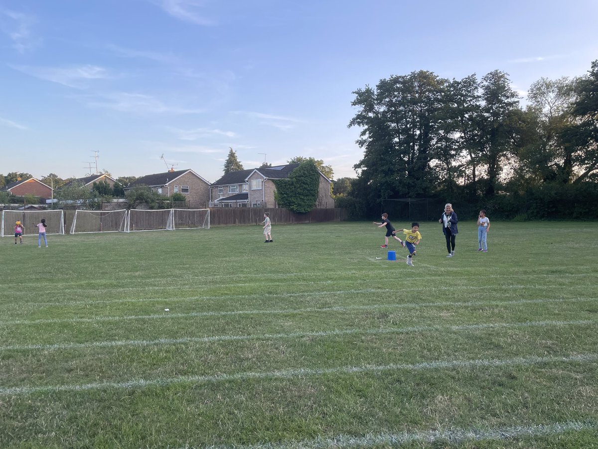 HighwoodPrim4P's tweet photo. Year 4 camp: activities around the field https://t.co/PhM463goc0