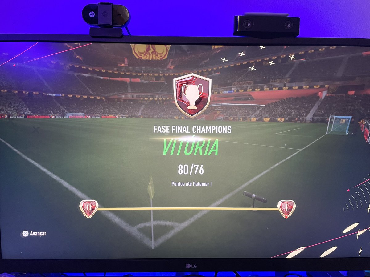 Raimundo0010's tweet photo. F/A FIFA player para a nova temporada EAFC 24, deixo alguns highlights, disponível para ouvir propostas.

-880 POINTS MAX ELITE DIVISION - 2% jogadores de elite 
-Top 4 JVaz cup 
-Alguns 20-0 fut champions 

Rt’s are appreciated! ✨ https://t.co/yYY3nHmPrD