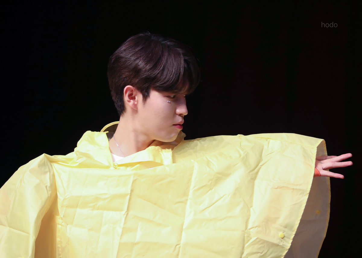 kj_hodo's tweet photo. 230707 미니레코드 #김재환 https://t.co/dkWhLAq665
