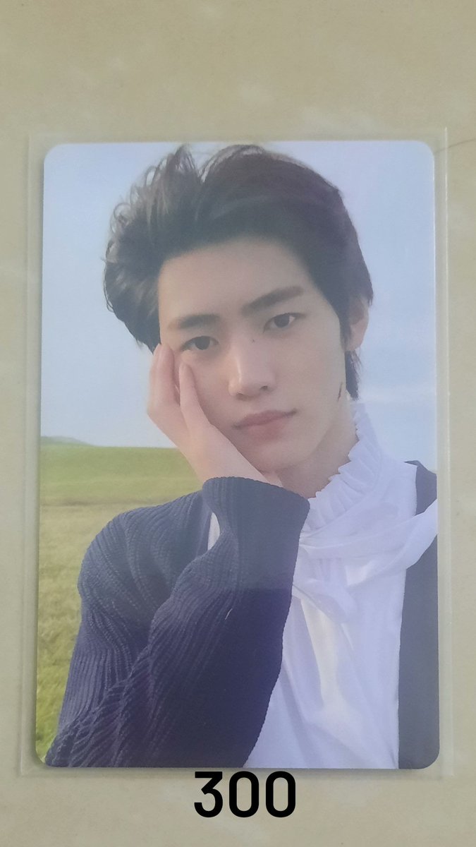 MusorWildani's tweet photo. ปล่อยการ์ดซองฮุน 300บ.
 ส่งฟรี ใครสนใจDMมาได้เลยค่ะ
เเม่ค้ามือใหม่ #การ์ด #ตลาดนัดการ์ด https://t.co/52YqNZIz5J
