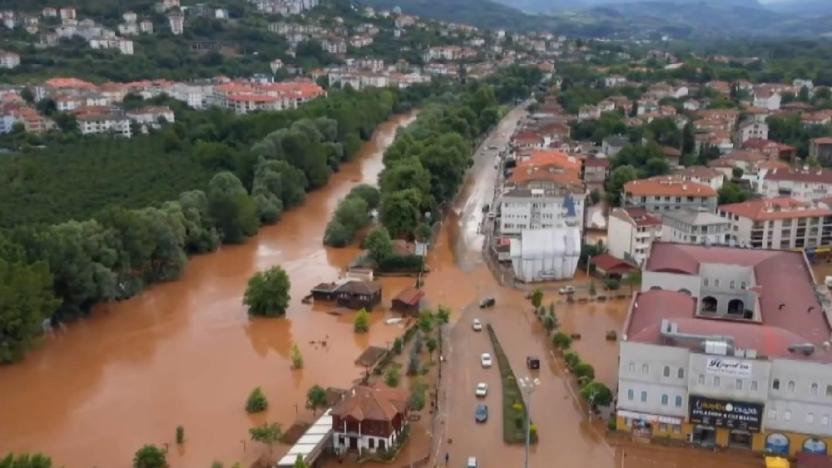 Denize girmek yasaklandı
devhaber.net/denize-girmek-…
#bartin