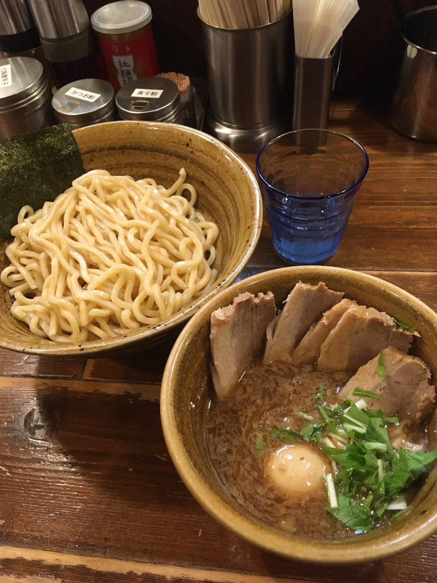 ベジポタ味玉肉マシつけ麺@えん寺 in 池袋
ウマい！
もっちり麺もウマい！胚芽麺も選べます。
#ラーメン #えん寺 #池袋 #東京のグルメ #晩ごはん #TokyoEats #Ramen #RamenLovers #ラーメン好きな人と繋がりたい