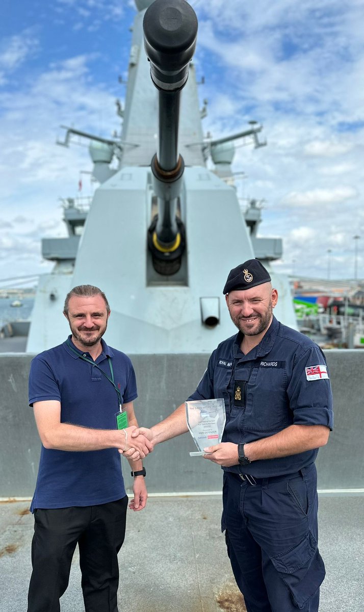 HMSDefender's tweet image. #1 Gun in the fleet 💥
Most rounds fired 👑
BZ to our &quot;Gunbuster&quot;!
#aWEsome #BestDestroyer