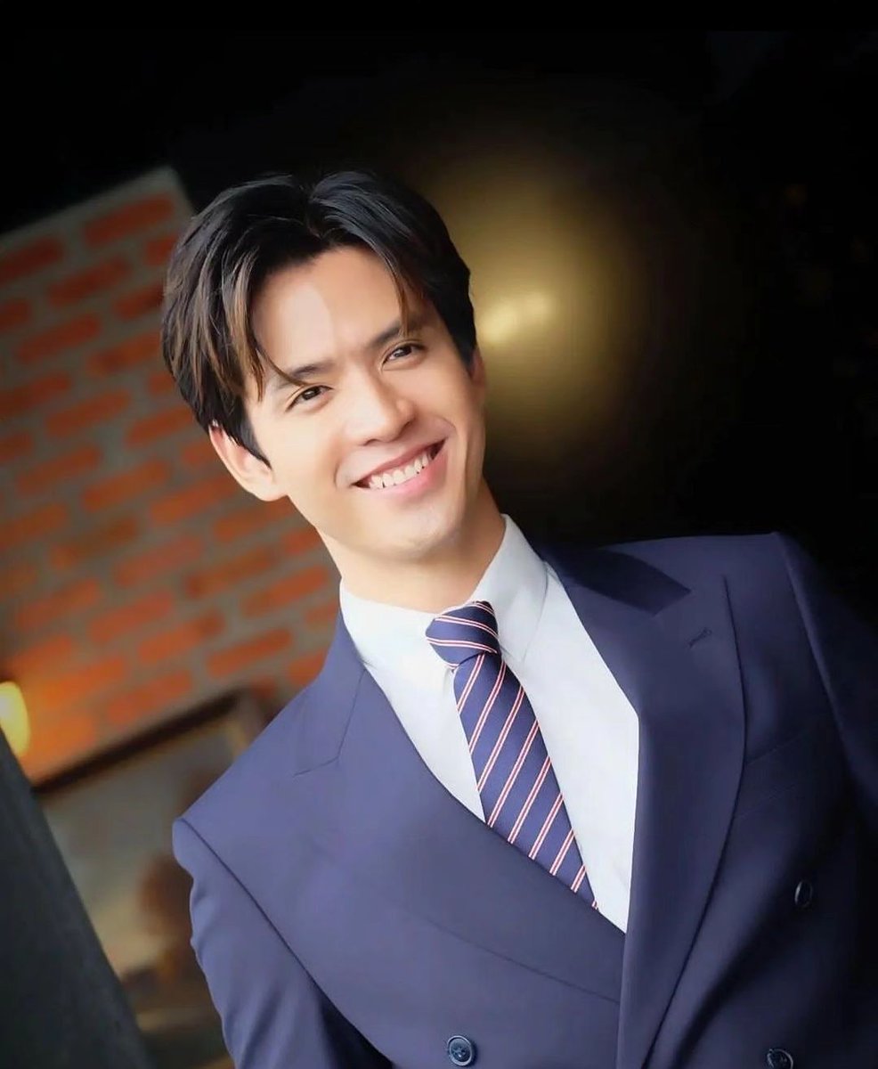 YiwailwinL's tweet photo. 5 days left, can't wait for this day and want to see Mr.Chan😍😍 @film_tnp20 @RachataJam
#FilmThanapat
#JamRaChata
#LawsOfAttractions https://t.co/bMXbDqET2a
