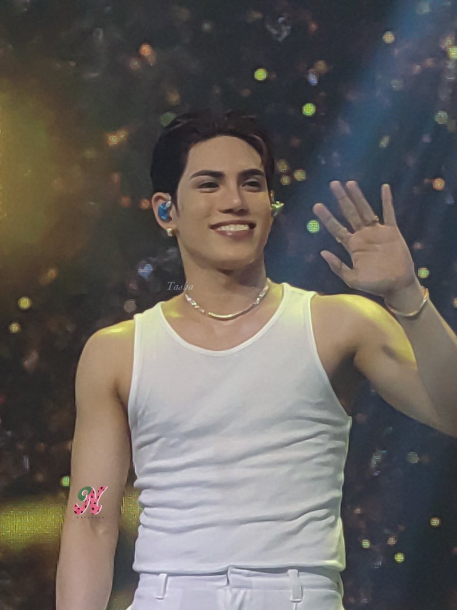 070923
SB19 Pagtatag World Tour
Bacolod

Your smile lights up a room <a href="/stellajero_/">Stell Ajero</a> ✨✨✨

D-DAY PAGTATAGTour BACOLOD
<a href="/SB19Official/">SB19 Official</a> #SB19 
#PAGTATAGWorldTourBacolod 

#SB19_STELL
