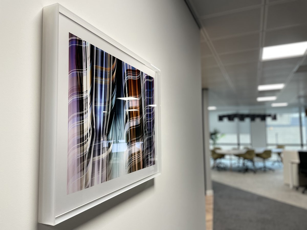 modern_artbuyer's tweet photo. Great to be showing striking digital artworks by Chuck Elliott in #Bath offices, bringing a splash of contemporary fun to the space! See more here https://t.co/PWP2mHZgfW #corporateart #artinoffices #digitalart #digitalprint #diasec #originalart #limitededition #buyart #buyprint https://t.co/weiKZBZm2c