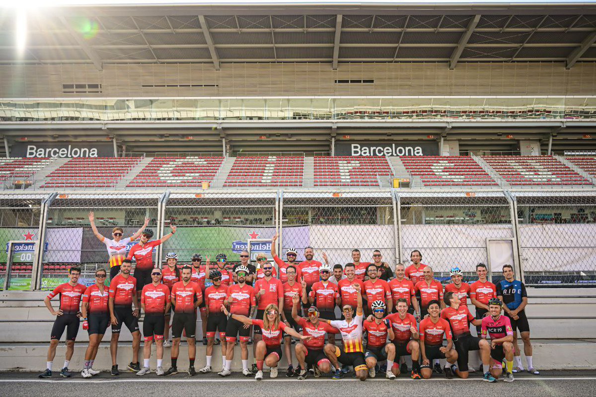 ccRatpenat's tweet photo. 🔴 Montmeló se tiñó de rojo este fin de semana: 24 horas Mussara + Copa Catalana Féminas y con varios podios en ambas pruebas  y consiguiendo maillots de líder en las 3 categorías M30/40/50  y por Equipo 🏆 🥇 🍊 @ciclismecat @elbruguers https://t.co/dQyUphR3I1