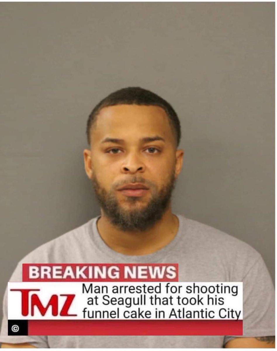 KSutton09's tweet image. All I could think of is @RadioMoser and his breakfast sandwich. @VicLombardi @BrettKaneRadio @martoo14 #seagullssuck