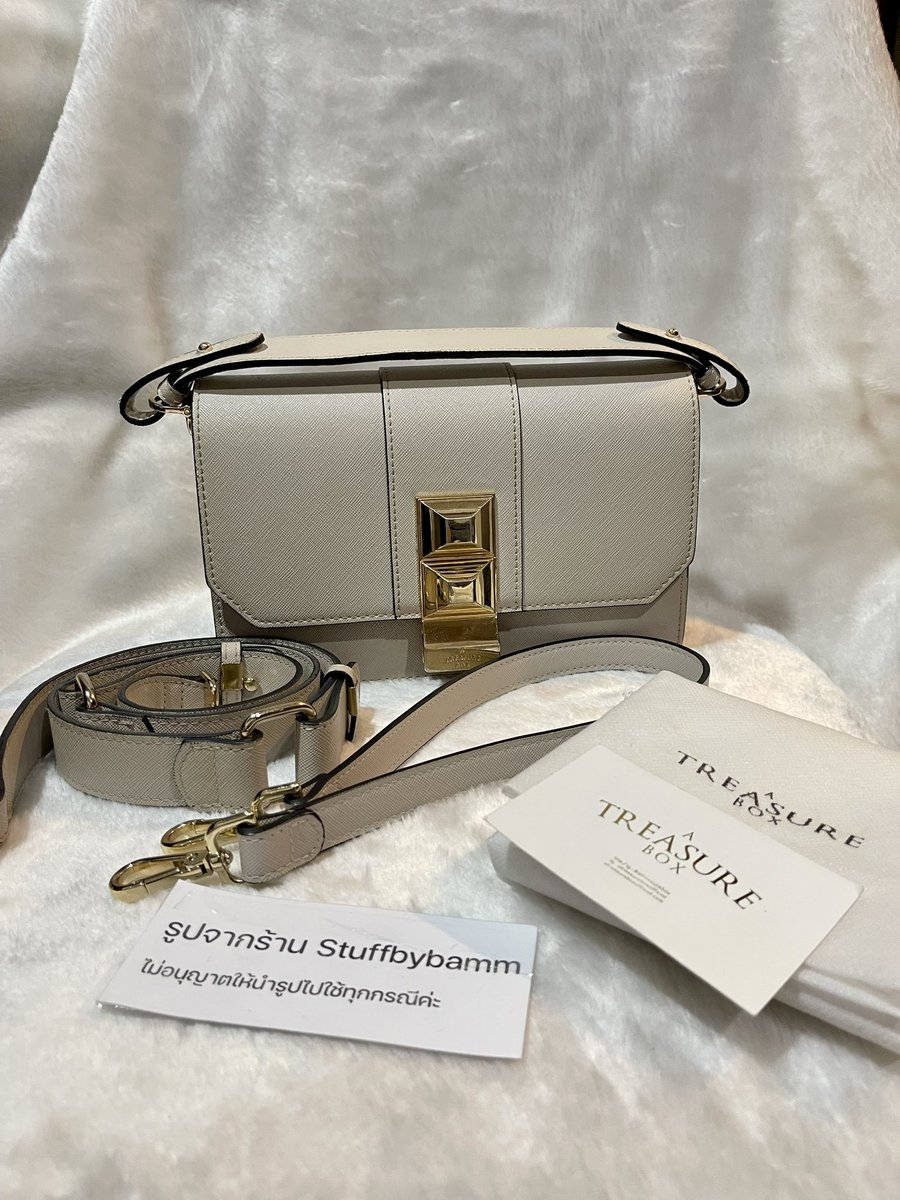 stuffbybamm's tweet photo. Atreasurebox ivory layer m (used) 
มีตำหนิ ขอดูพตได้ค่า

อปก.การ์ด ถุงผ้า สาย3เส้น
ส่งต่อ 2,390.- 

📦 นัดรับbts/ส่งแมส/จัดส่งของทุกวันค่ะ

เช็คเครดิต ig: stuffbybamm ขายมากกว่า 400 ใบค่ะ 🧸

#ส่งต่อatreasurebox #atreasureboxส่งต่อ #atreasurebox #ส่งต่อatb #atb #atreasureboxbag https://t.co/IAlclPf8SP