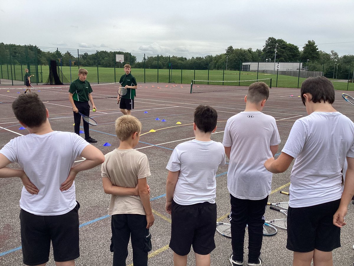 SgoHorizon's tweet image. Thank you @Netherwood_Acad @NetherwoodPE Sports Leaders. It’s been a great morning for the Y5 and Y6s from  @ASADarfield learning about PE at Netherwood. #developingrelationships #transition #positiveexperiences