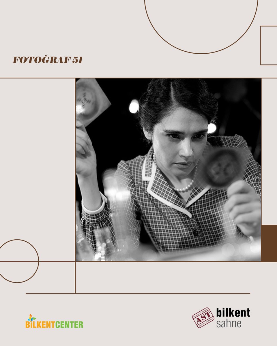 Başarılı oyuncu Funda Eryiğit, sahnede sergilediği performanslarıyla kendine hayran bırakmıştır. Sizin favori Funda Eryiğit performansınız hangisi? 🎭 #tiyatro #sanat #ankarasanattiyatrosu #AkademiAST #BilkentSahne #AST #BilkentCenter #Ankara