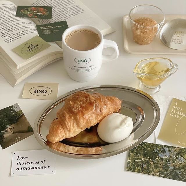 etherealdior's tweet image. breakfast is the most important meal of the day