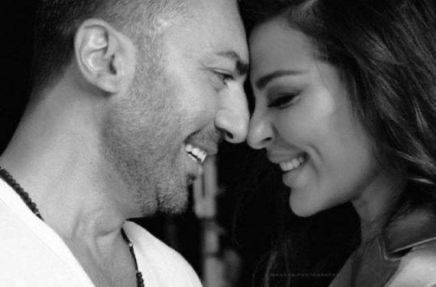 وصلتني شرارة حبك أنت

فأذابت جليد الصمت

الذي كان يتملكني

❤️