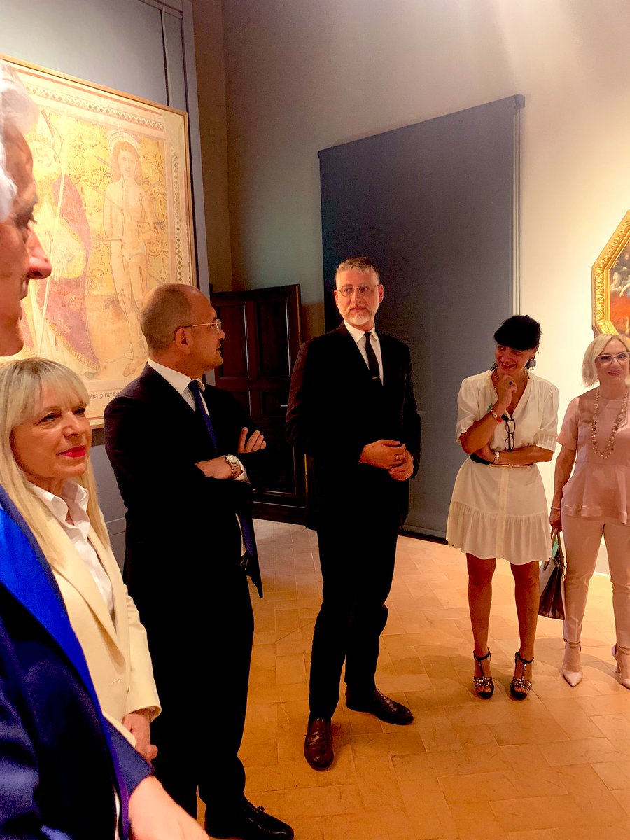 “Il MAXXI a disposizione del territorio, delle comunità, del Commissario Castelli per un percorso di rinascita, di strategia progettuale per tornare a riabitare artisticamente i luoghi del Cratere” @a_g_giuli a #SanSeverinoMarche sul Protocollo d’intesa con <a href="/Sisma2016/">Commissario Straordinario Ricostruzione Sisma 2016</a>