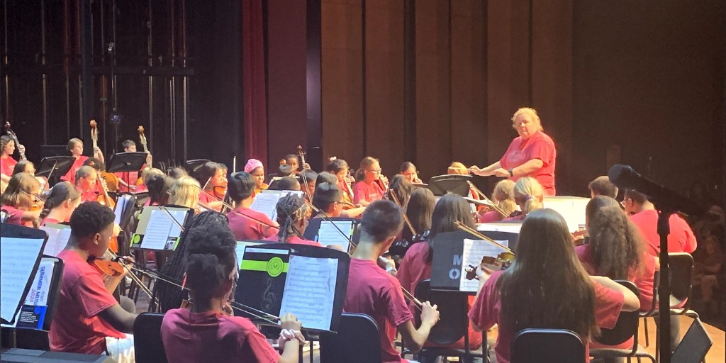 BaltCoPS's tweet photo. 🎶 In late June, #TeamBCPS students from around the county gathered for the BCPS Summer Dance Intensive and the BCPS Summer Music Camp!

Flickr Albums ➡ https://t.co/IkBqGqbIee https://t.co/uTWmNp1AEr