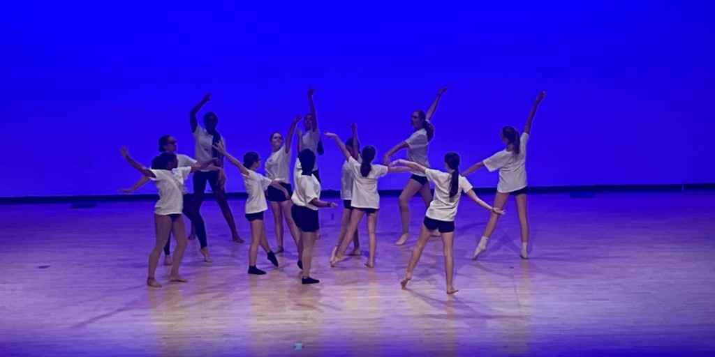 BaltCoPS's tweet photo. 🎶 In late June, #TeamBCPS students from around the county gathered for the BCPS Summer Dance Intensive and the BCPS Summer Music Camp!

Flickr Albums ➡ https://t.co/IkBqGqbIee https://t.co/uTWmNp1AEr