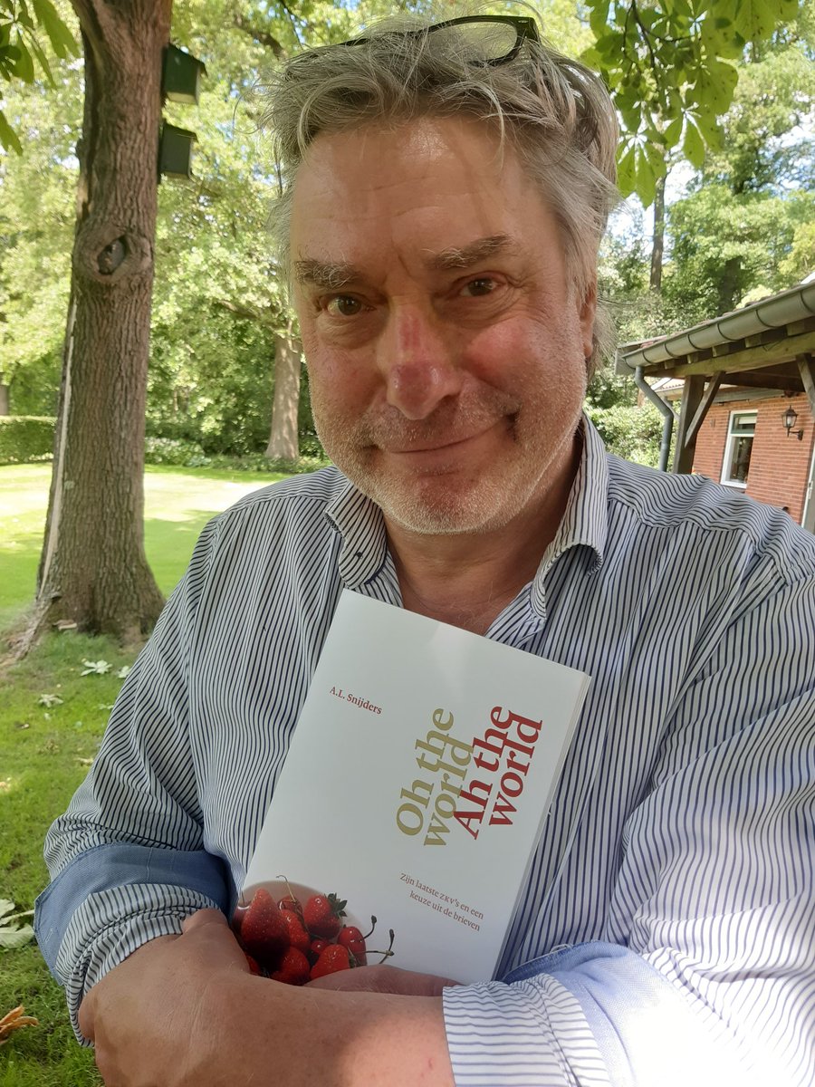 Zojuist van de pers: Oh the world, Ah the world - de laatste zkv's van A.L. Snijders. Blij mee, trots op. Overmorgen in de boekhandels - en te bestellen op afdh.nl
