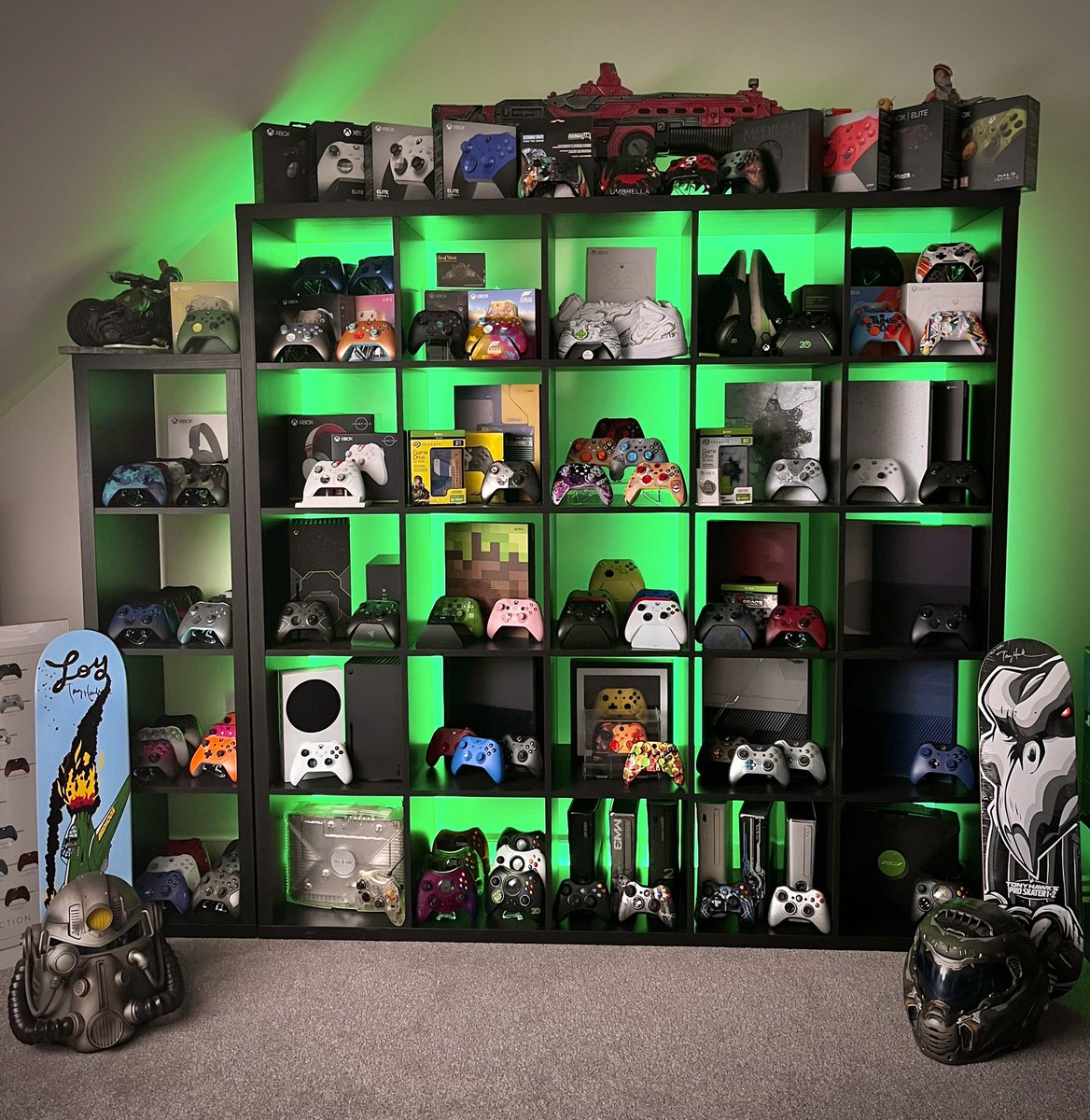 JustMeeVicky's tweet photo. Time for an update since I picked up the #Redfall and #Starfield sets..

#Xbox #XboxCollection https://t.co/uSneHyVBYI