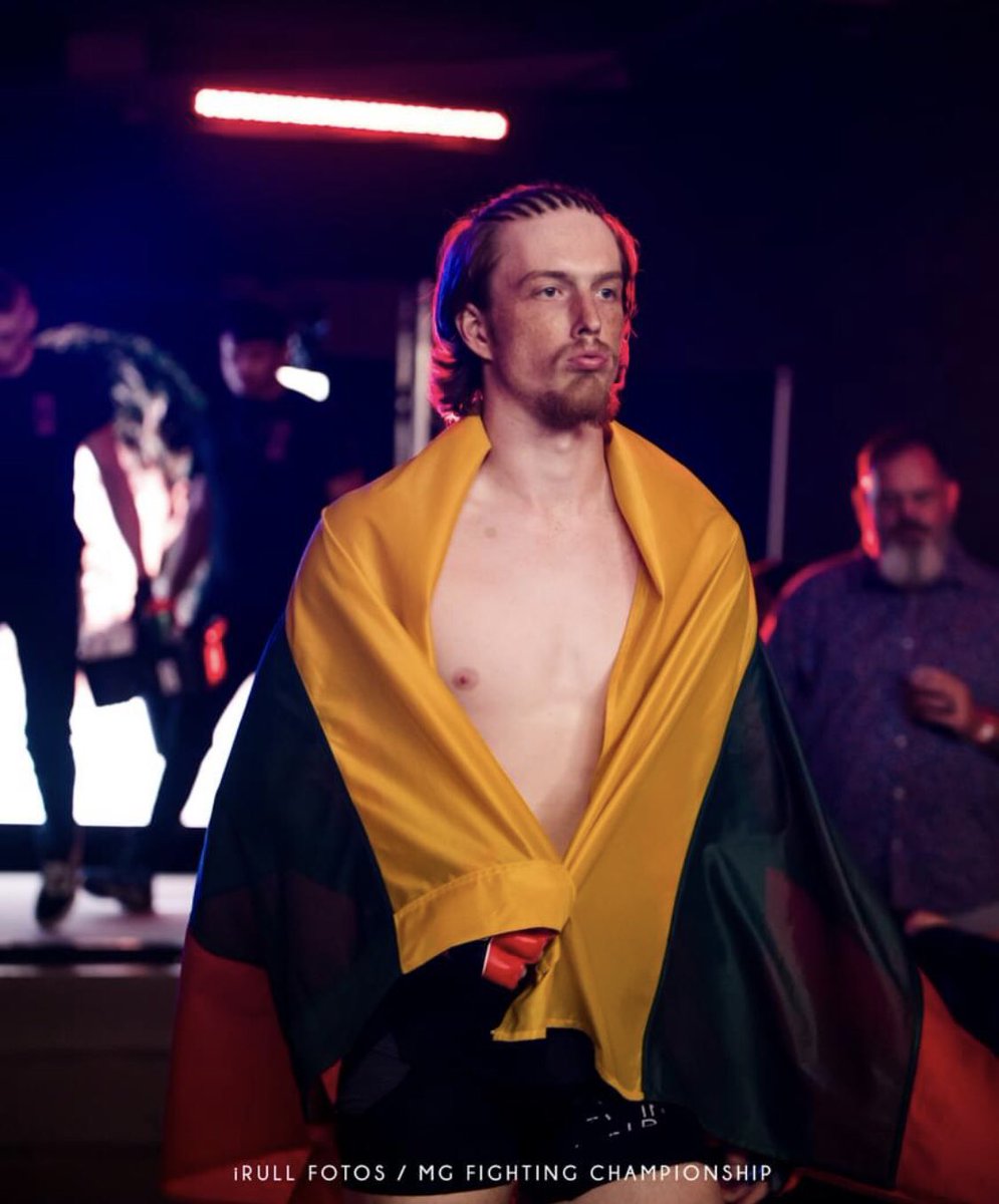 Aaron Heft (@aaronheft14) on Twitter photo 