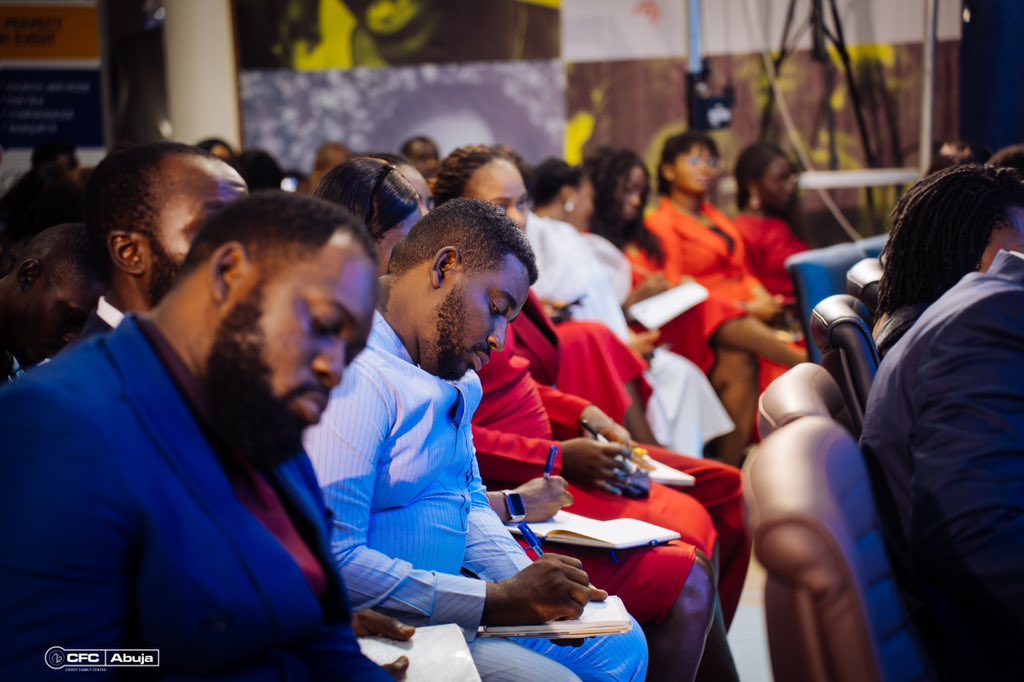 CFCAbuja's tweet photo. 1 Timothy 4:8 KJV
Spirituality is profitable unto all things. It's who we are.
#DaysofRefreshing
#ChristFamilyMinistry
#LoveIsKing https://t.co/oOCF0SxiFo