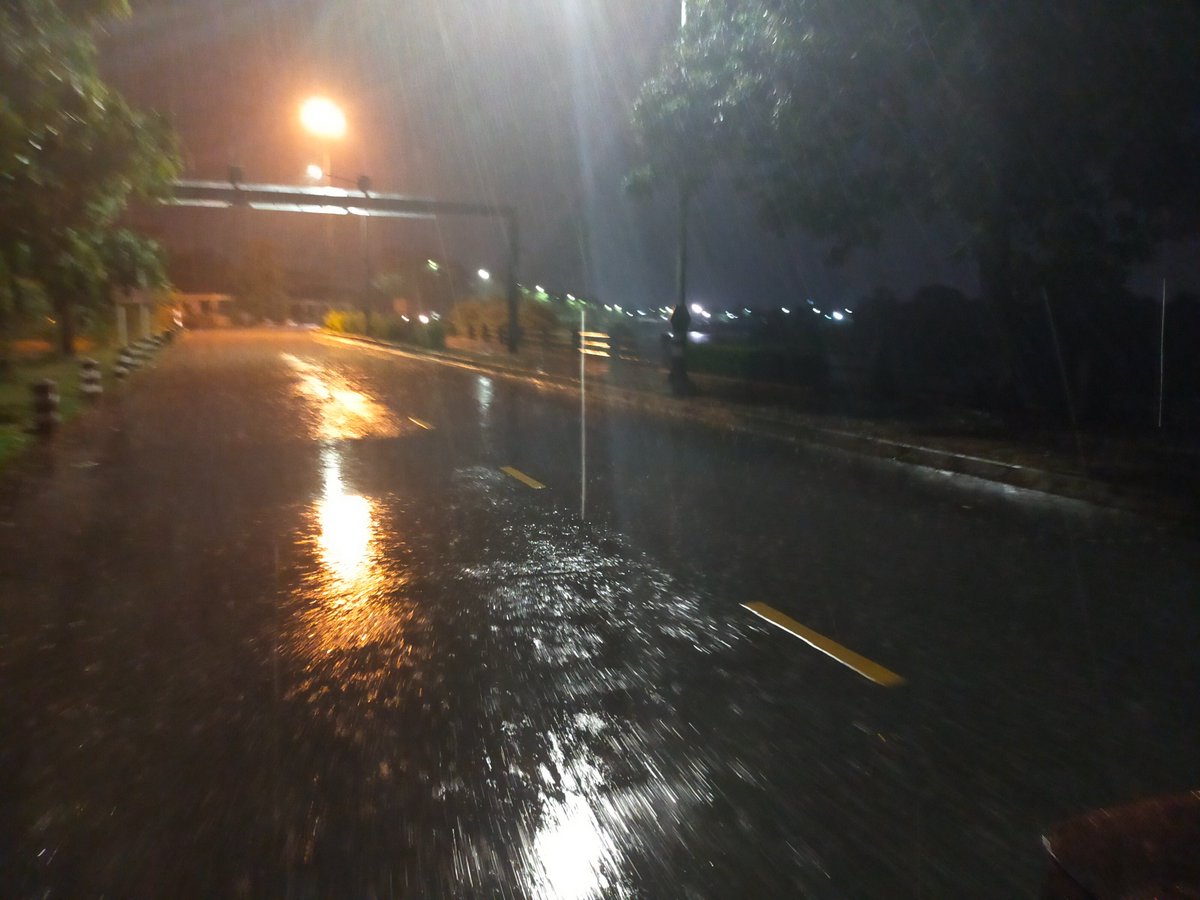 Minnyzz31's tweet photo. ฝนตก อากาศดี นอนต่อ 🥰 #หาคนดูแล #หาคนเปย์  #ยะลา #สงขลา https://t.co/h9kxxIDuEI