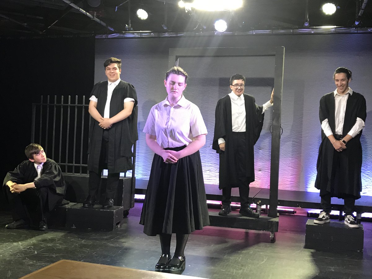 pace_yt's tweet photo. JEKYLL &amp; HYDE
By Evan Placey
After R.L. Stevenson
By arrangement with Nick Hern Books
#pacefest #summer #youththeatre #play #renfrewshireactivities https://t.co/Hfr8ydhrHl