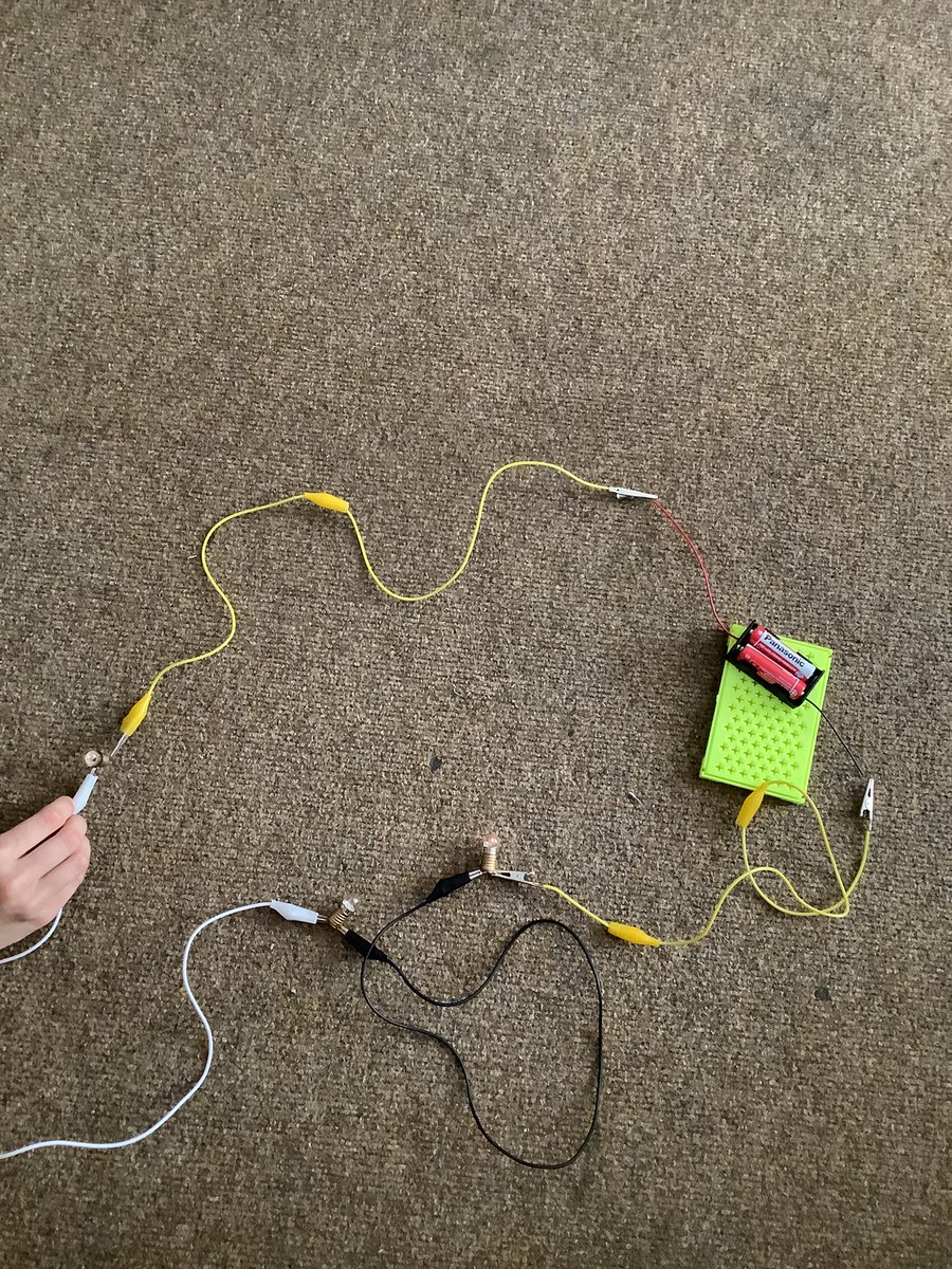 In science today we discussed how the number of bulbs/ batteries changes the brightness in a circuit. We wrote our predictions and then reflected on our predictions after the investigation. The outcomes were interesting! <a href="/PrimaryElaine/">Elaine Primary</a> <a href="/ScienceatElaine/">Elaine Science | Miss K</a>