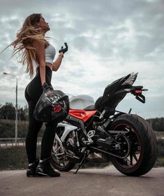 #motorcycle #motorcycles #bike #bikes #suzuki #gsxr #hayabusa #s1000rr #yamaha #r1 #r6 #yamahar1 #yamahar6 #ducati #panigale #ducatipanigale #enduro #chopper #ktm #kawasaki #aprilia #motogp #superbike #hondacbr