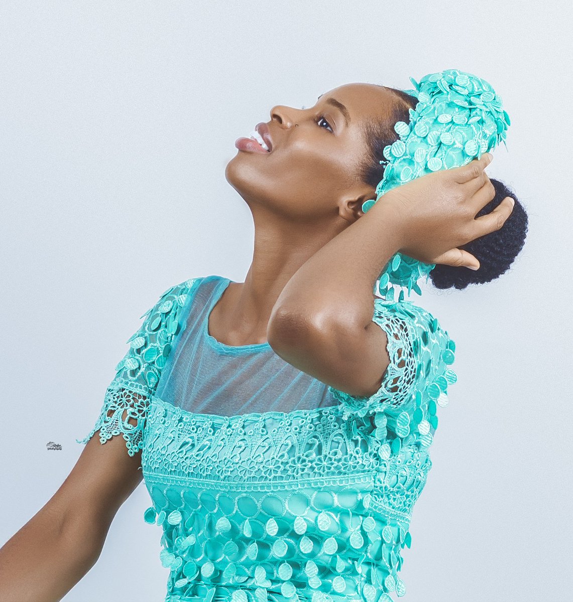 Estility's tweet photo. @TheMayorOtu Happy New Week!! #portraits https://t.co/ZEx7llI25Q