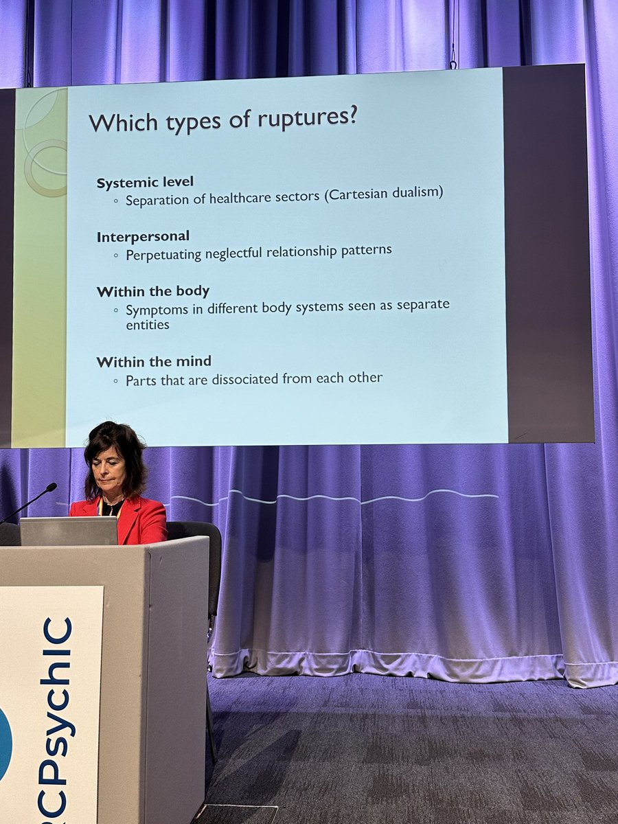 aaraoof's tweet image. After lunch at #RCPsychIC 

More food for thought from @rcpsych psychotherapy leaders 
#mindbodydualism
 #cartesian