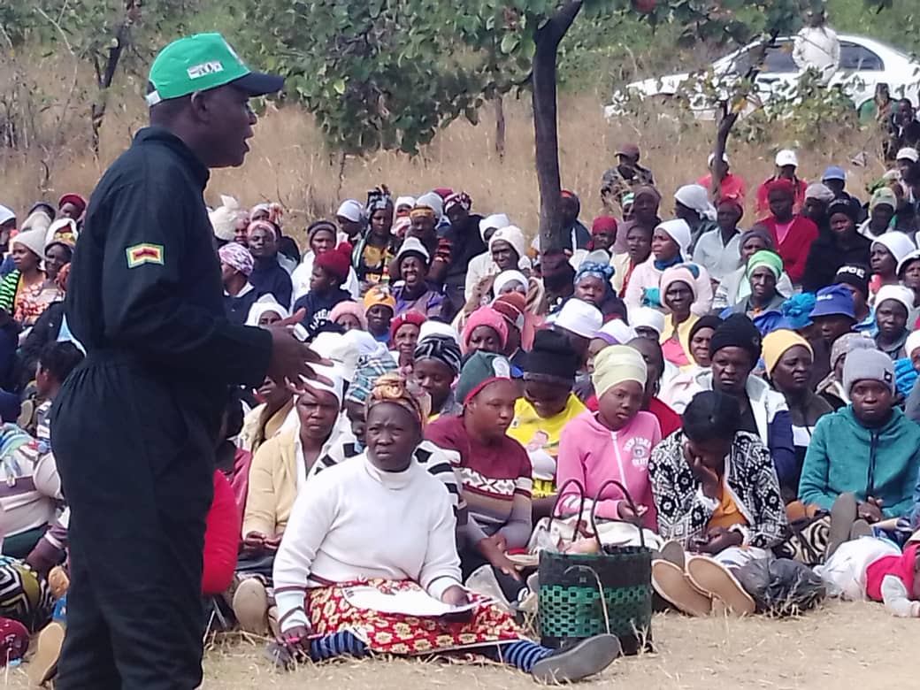 talentsimb38771's tweet photo. Provincial PC for Children of warveterians Association Cde Lovemore Chibvura aka Hitler the forces addressing Nyanga South Constituency ward 15 Rally takachibata kuti dzviiiiiiiiii 
#EDpfeeeee
#votED
#trustED https://t.co/qWpOfhCecu