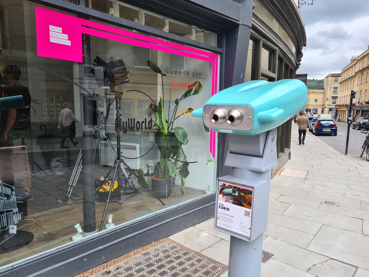 Loving being at #BathDigitalFestival this morning where we're inviting you to play our #AR #VR binoculars! 
Come to 15 New Bond Street to brighten up your Monday and have a chat about all things immersive and digital with @MyWorldCreates and partners 🤖🔭📱#BDF