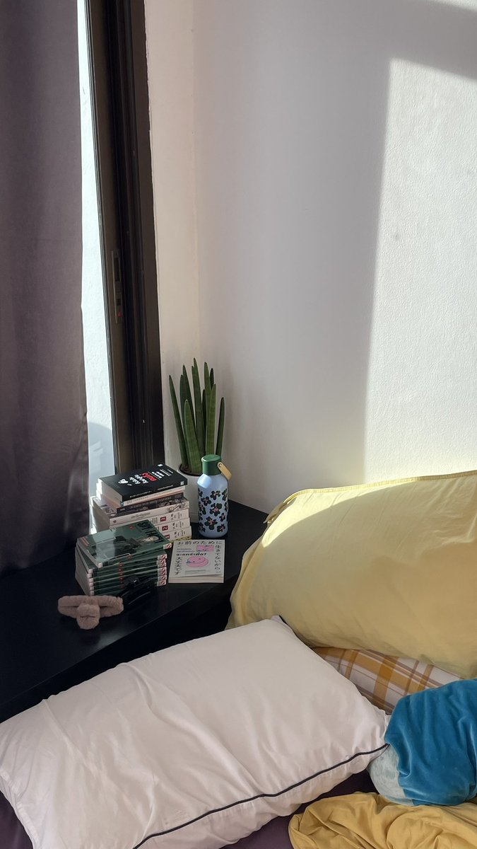 whyfallinluv_'s tweet image. Sunlight before ☔