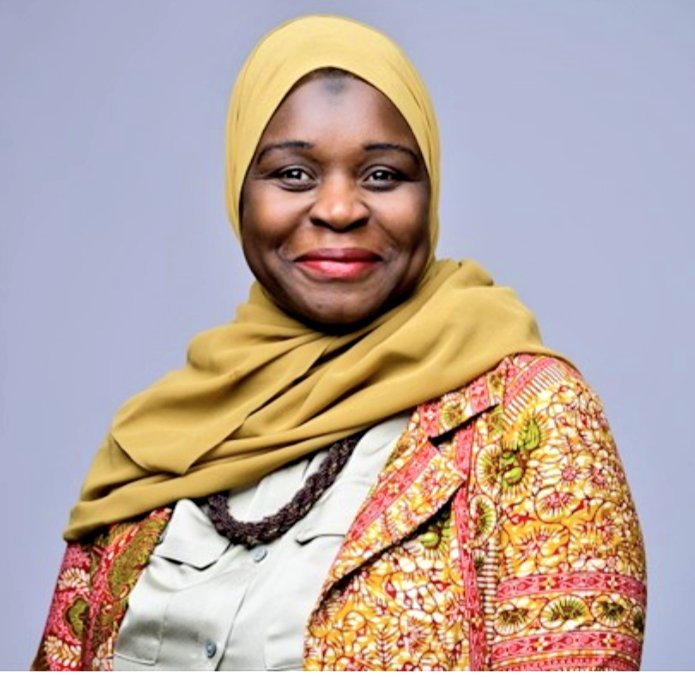 edithbrou's tweet photo. Côte d’Ivoire 🇨🇮 Mme Fatoumata SANOGO pressentie à la tête de la PETROCI. Elle représente l'un des meilleurs talents ivoiriens dans l'industrie pétrolière mondiale.

+ d'infos 👉🏾 https://t.co/bNsQt8bcla https://t.co/AElzqiAht9