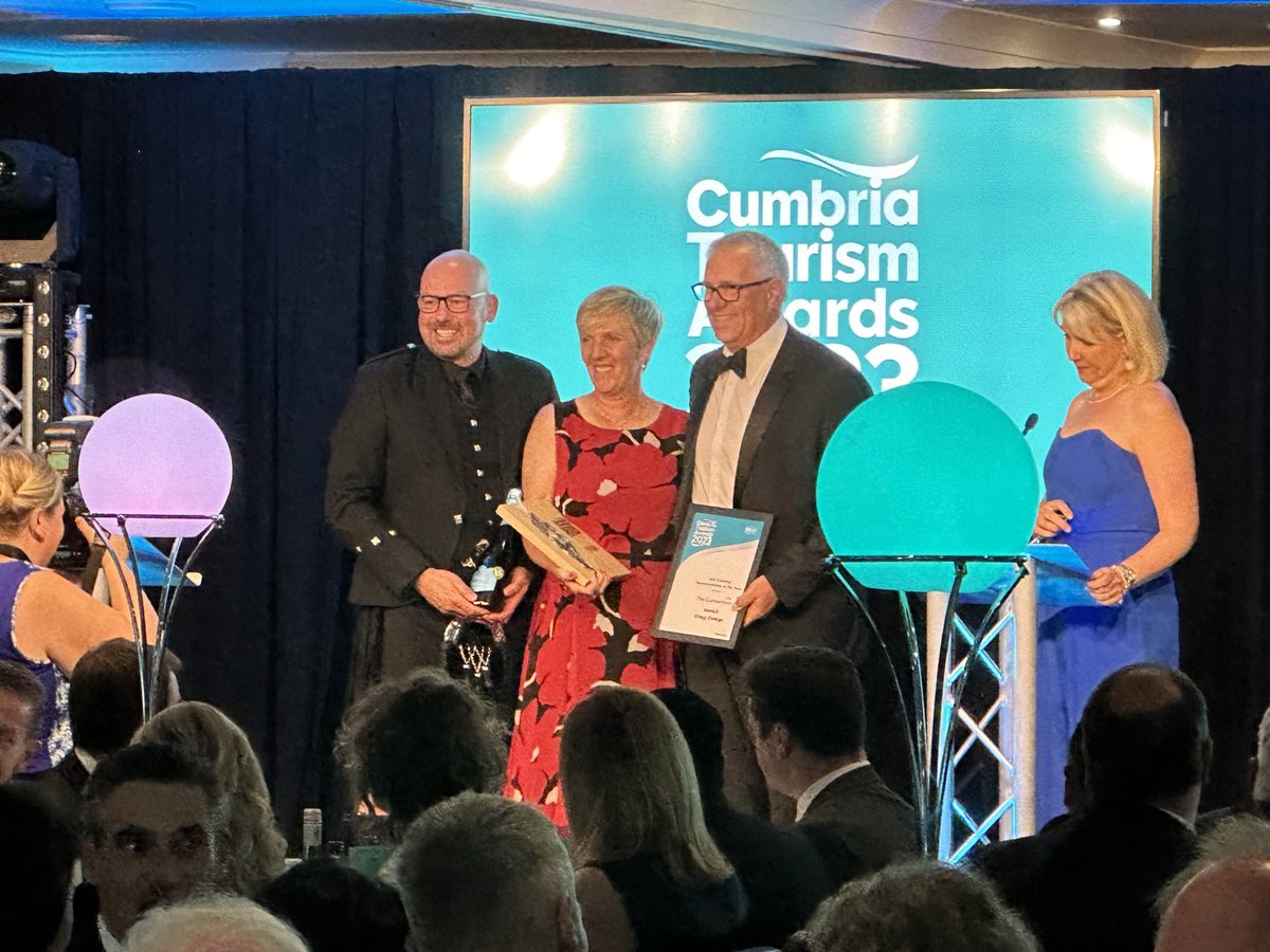 🏆 CRAGG COTTAGE WINS TOP AWARD!🏆 

Cragg Cottage, Torver has been named as Cumbria Tourism's Self-Catering Accommodation of the Year for 2023!

This outstanding Lake District cottage is award-winning perfection ⭐

Book your stay at Cragg Cottage 👇

coppermines.co.uk/accommodation/…