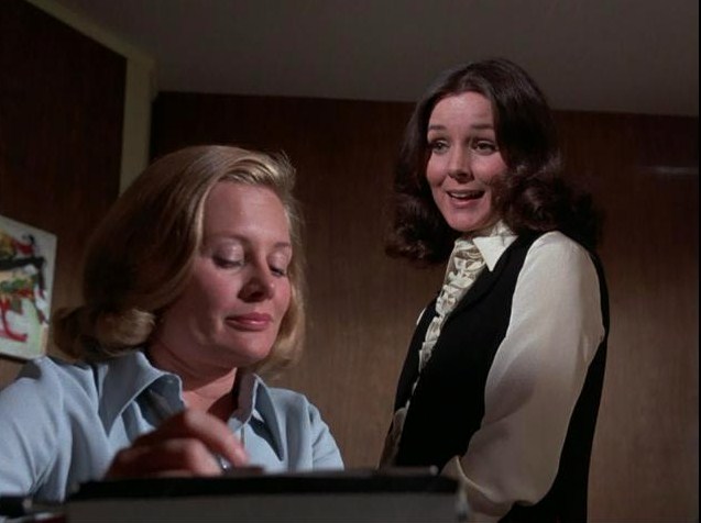 BWdp62's tweet photo. Circle Of Fear.
Legion Of Demons. 1973.
Might be the best of the 22 total episodes of Ghost Story/Circle Of Fear. A heavy, foreboding atmosphere hovers over the entire episode. Trippy and creepy dream sequences and camera angles.
#circleoffear #classictv https://t.co/x94aA47YvO