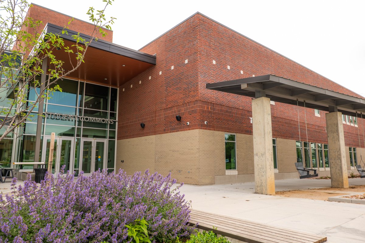 aimscc's tweet image. Good morning, #Aardvarks 🌸