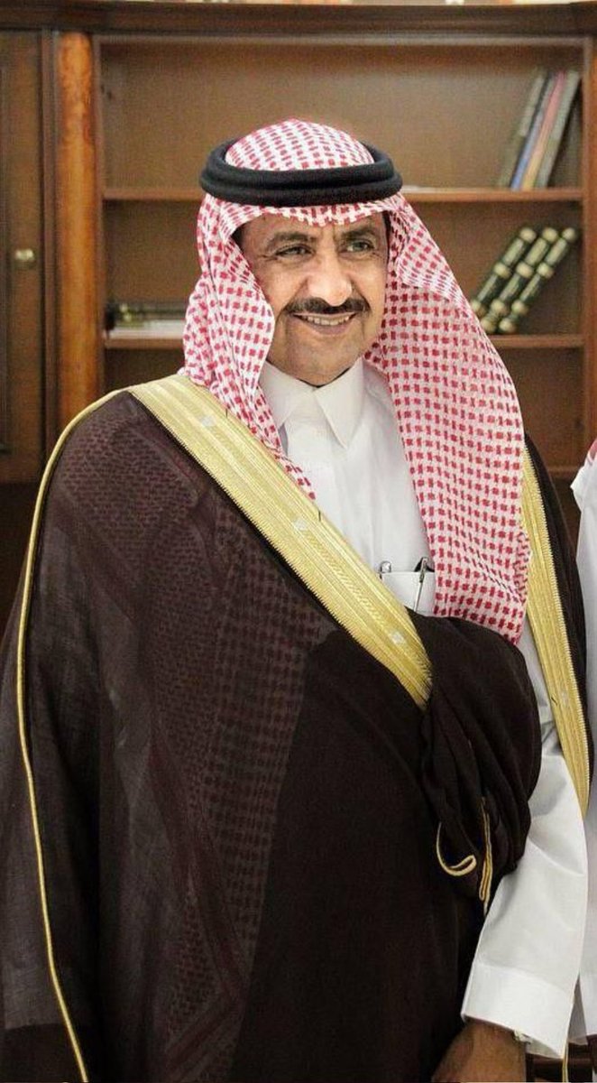 صدر الأمر السامي الكريم بترقية الأستاذ/ مبارك بن عطالله المورقي محافظ #الحناكية إلى المرتبة الخامسة عشر.
نبارك له ونسأل الله له التوفيق والسداد