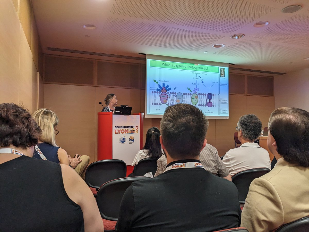 Dr. Erica Barlow tweet media