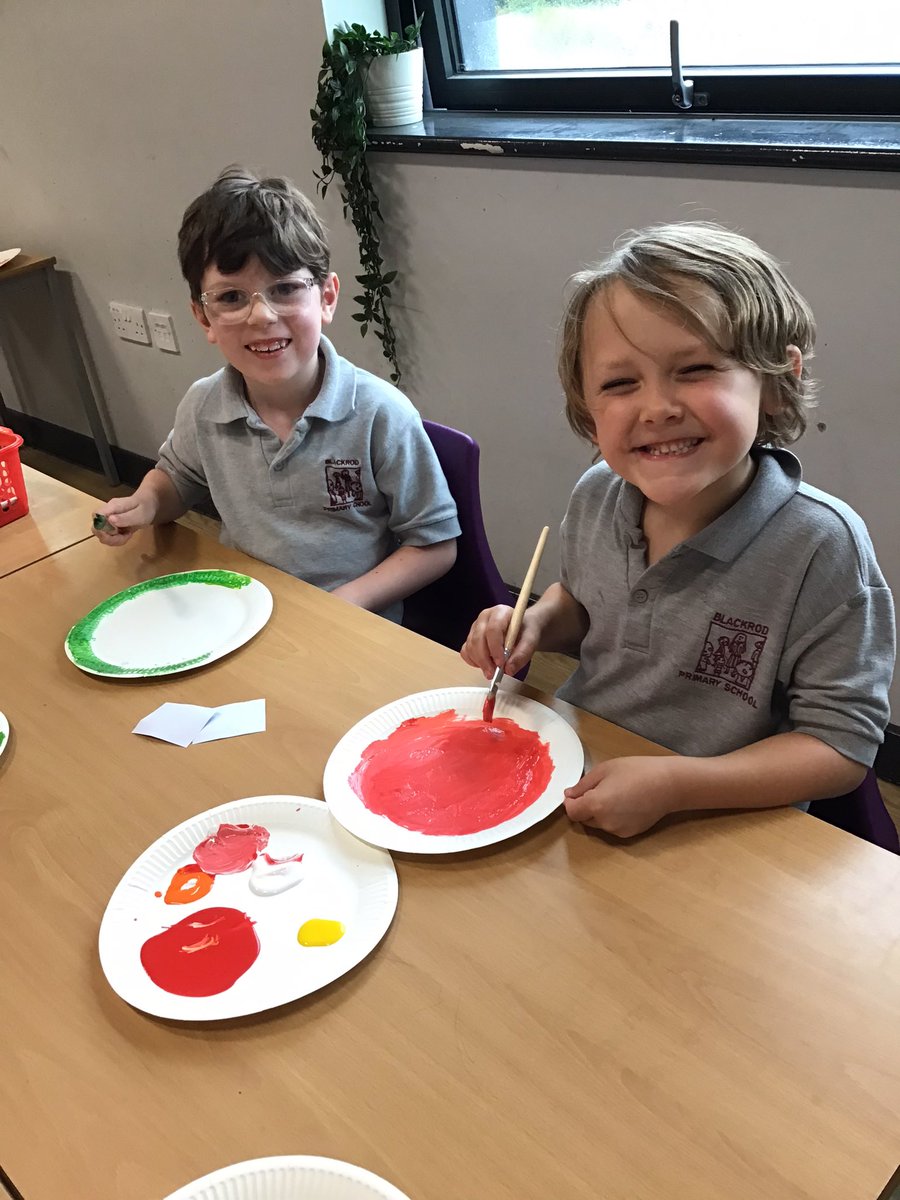 Today, the new Kahlo class have been creating watermelons inspired by our class artist. We even got to eat a slice after all our hard work. <a href="/BlackrodPSch/">Blackrod Primary</a>