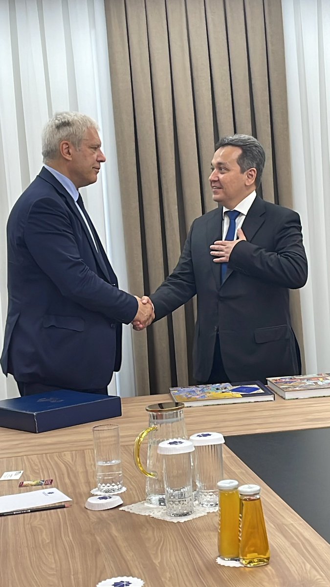 gaburici_chiril's tweet photo. With my colleagues, from @NizamiGanjaviIC including former presidents and government officials, participated in the Digital Leadership Forum hosted by the Minister of Digital Technology of Uzbekistan. Great event and hospitality by Minister @sh_shermatov #DigitalLeadershipForum https://t.co/pZ3CB5RpQI