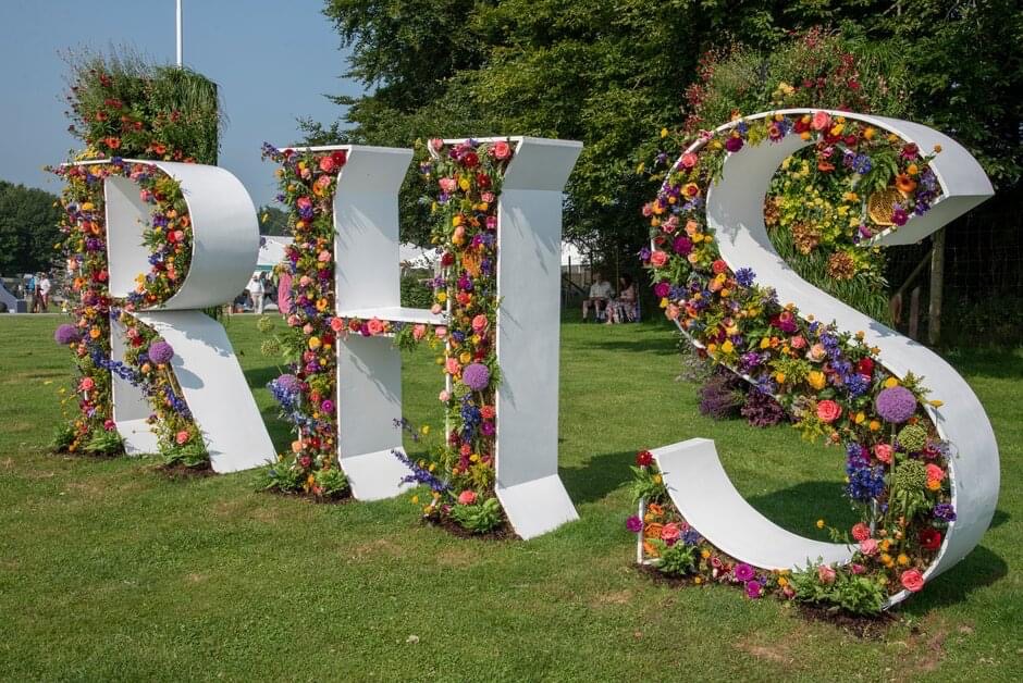 MidCheshireCRP's tweet photo. It is the first day of the #RHSShow @tattonpark 💐We are at the Visit Knutsford stand Visit us, find out more about #Knutsford & everything along the #midcheshirerailwayline Plus enter the prize draw!
@northernassist @OfficialTfGM https://t.co/z03ayIJy0l