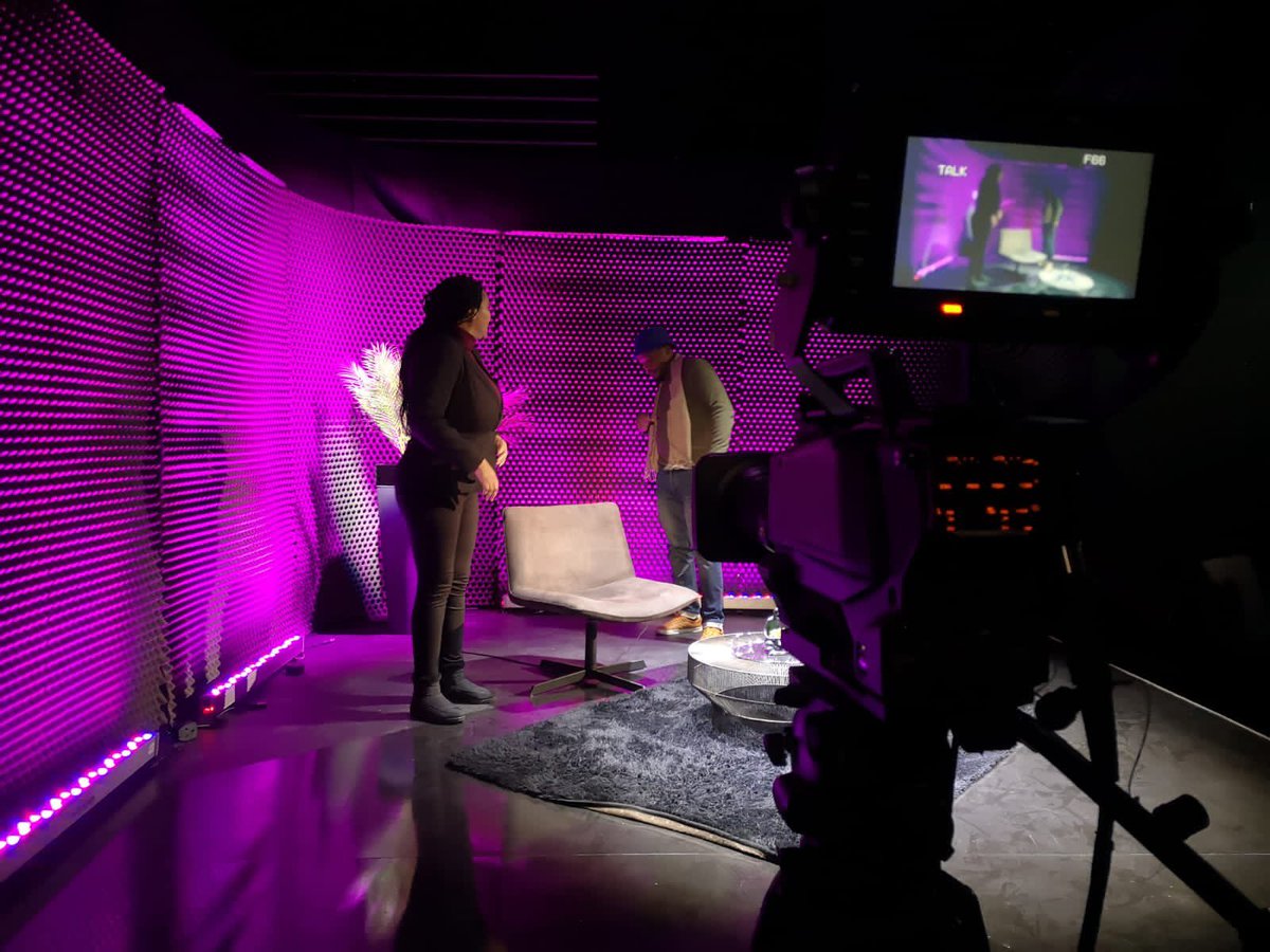 futballinggirls's tweet photo. Spotlight on Women in Sport Season 3 loading at @VV_Productions studios.
#SpotlightOnWomenInSport
#FutballingGirlsNPO
#VisionViewTV
#VisionViewProductions
#WomenInSport https://t.co/X2BSfqvIgi