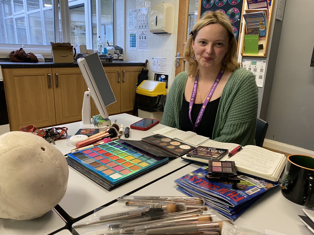 Ysgolpenybryn's tweet image. Thanks to Amanda and Izzy @ArtSwansea for running a staff training workshop for Film Skills this morning. Staff took part in the session to learn new skills for a SFX make-up workshop we will be offering next year @HwbAddysg_Cymru @ScreenAllianceW @intofilm_cymru @ThreecliffsEd