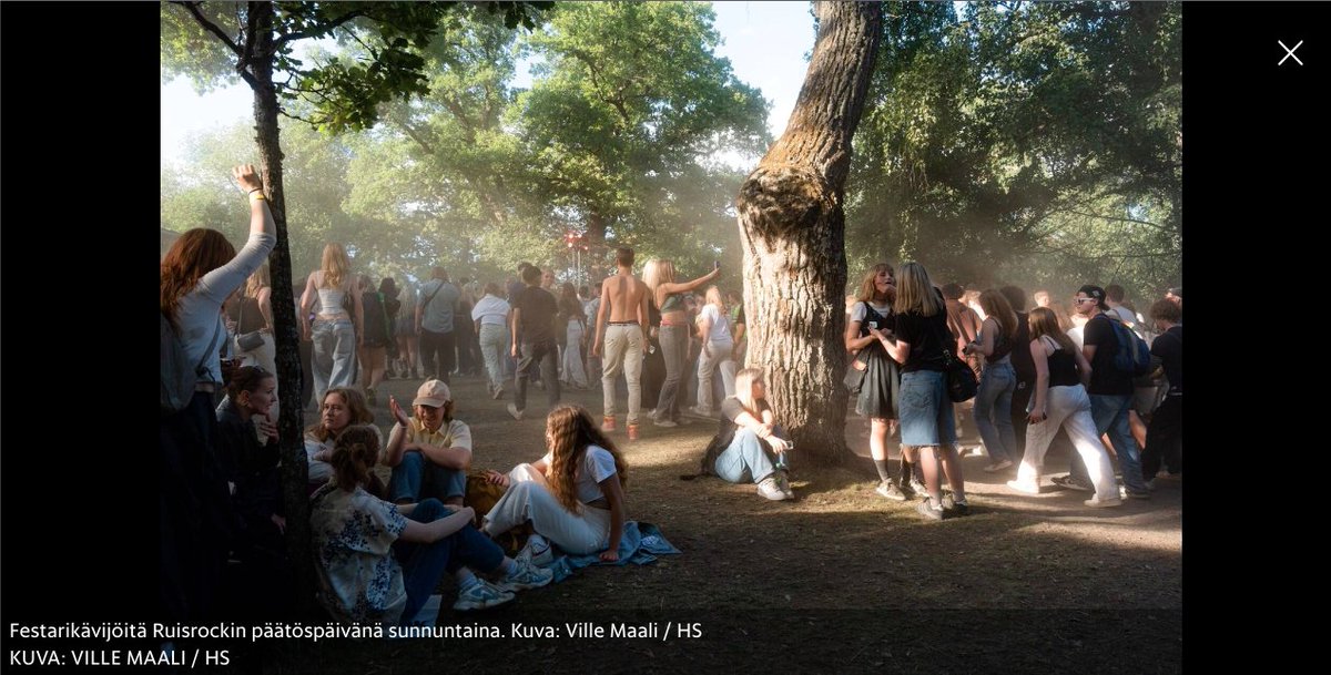 AnttiSaloniemi's tweet photo. Hesarin Ruisrock-arvion loppuun on piilotettu @villemaali hieno valokuva, jossa tapahtuu vaikka mitä. https://t.co/i27C2DUWd2 https://t.co/vJOiUgYmVK