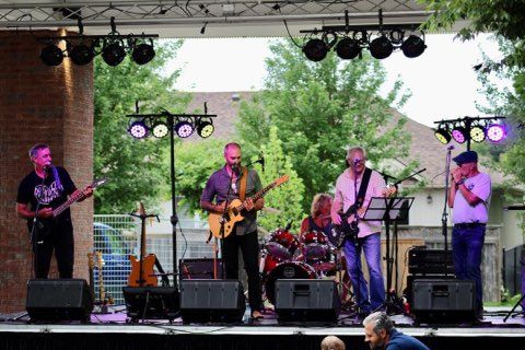 RobsBohoStudio tweet media