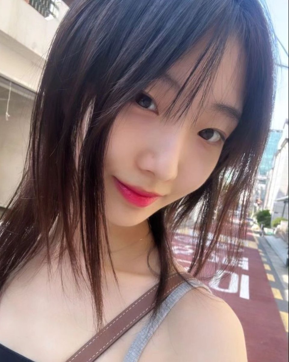 hdyeojin's tweet photo. loml https://t.co/nsSpyCbDH1